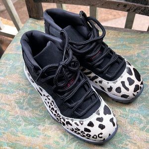 Animal Instinct Jordan. Size 6.5. No Box. Only worn once.